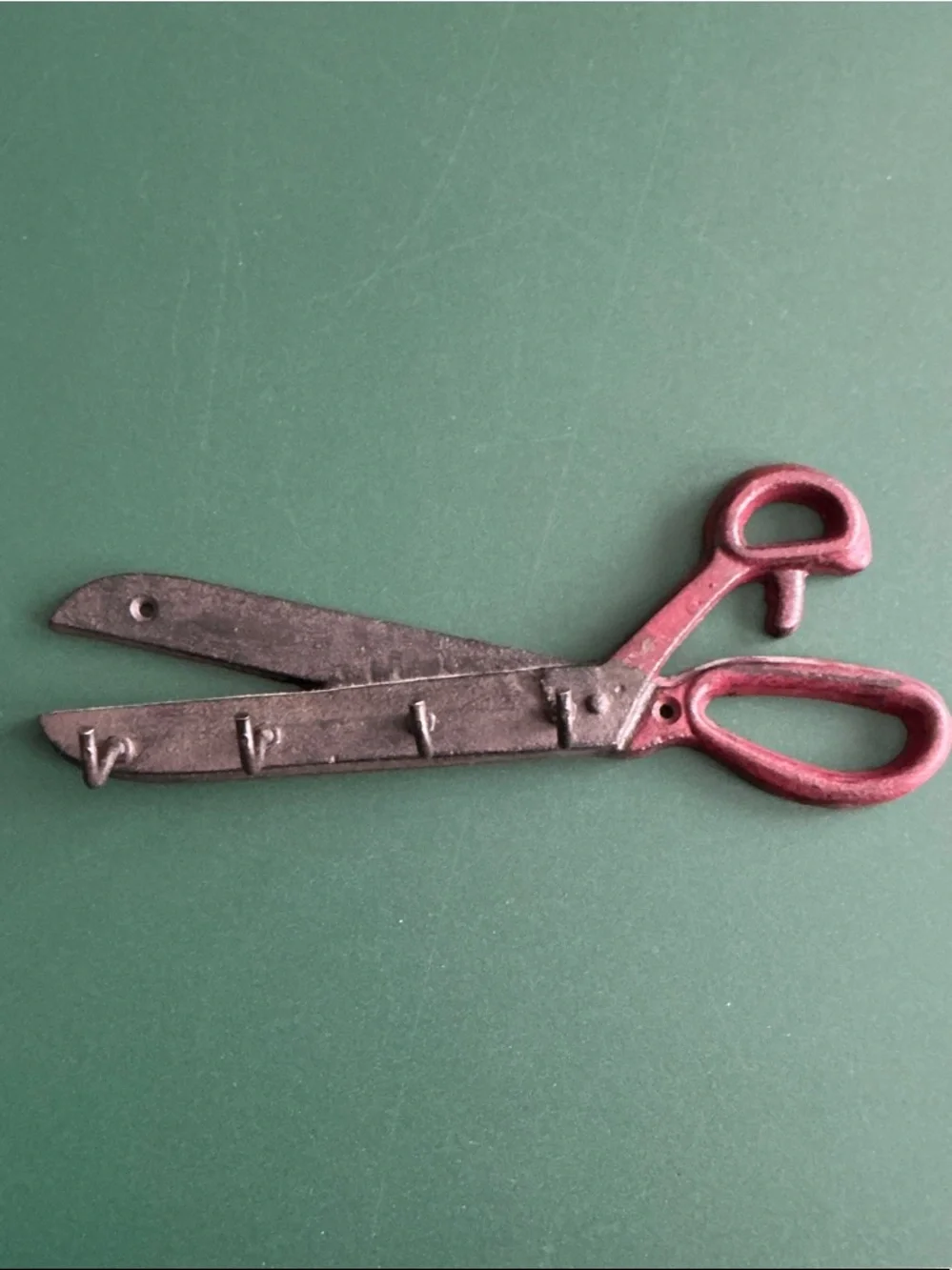 Cast Iron Antique Shears Decorative Hook with 4 Hooks